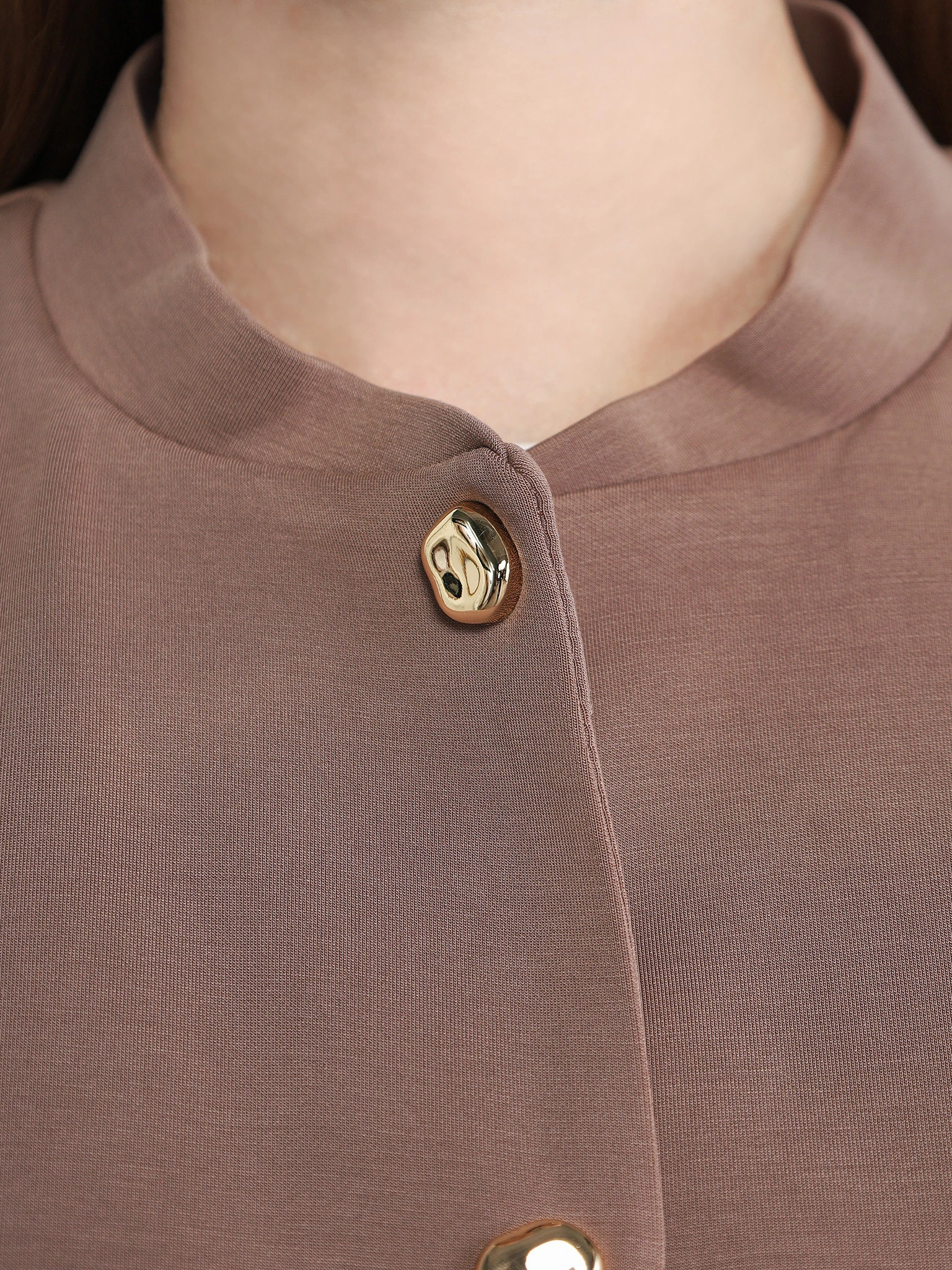 Жакет трикотажный бежевого цвета прямого кроя